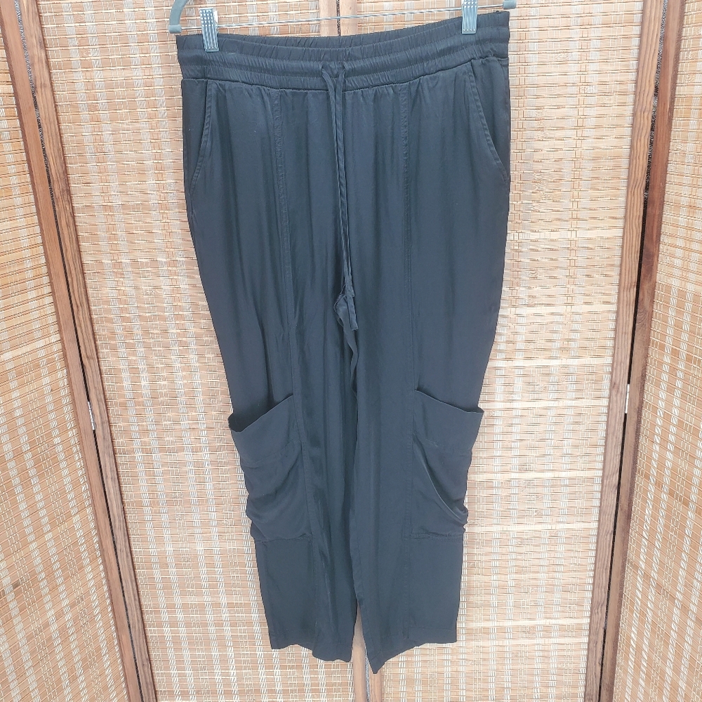 ◇ Zara Black Satin Cargo Pants Size Medium